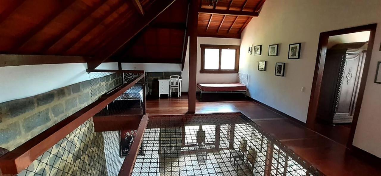 Chácara com Wi-Fi, churrasqueira e lazer em Cunha Exterior foto